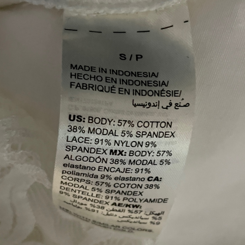 White House Black Market Casual White Long Sleeve Lace Hem Basic Tshirt Sz Small - Picture 5 of 6